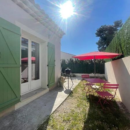 Logement Cosy Cuisine / Terrasse / Bbq Ollioules Exteriör bild